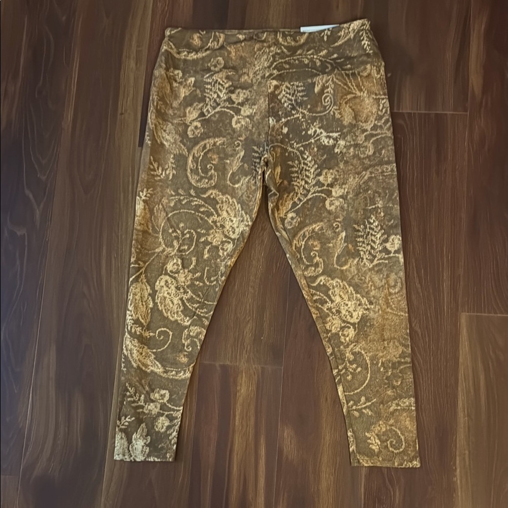 Soft Surroundings Floral Leggings Size 14P-16P
